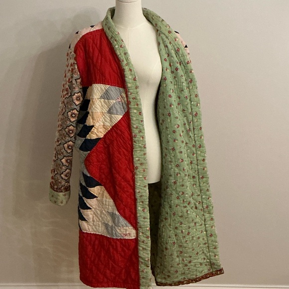Vintage Multicolor Quilted Coat made from a vintage quilt. One of a kind - Picture 3 of 5